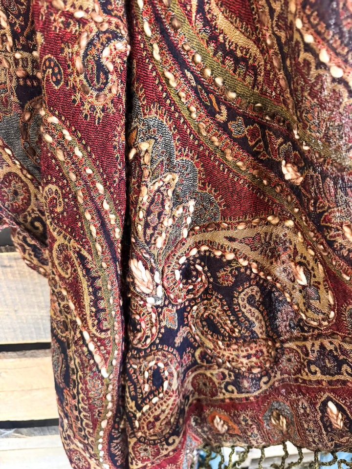NATURAL FABRIC: Love Woven Deeply Wool Ruana - 19Wine - 100% Wool