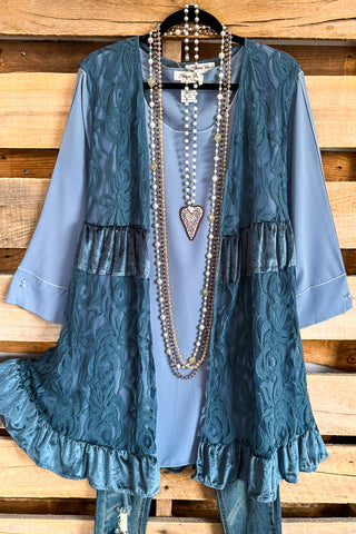 AHB EXCLUSIVE: Finding Perfection Kimono - Aqua