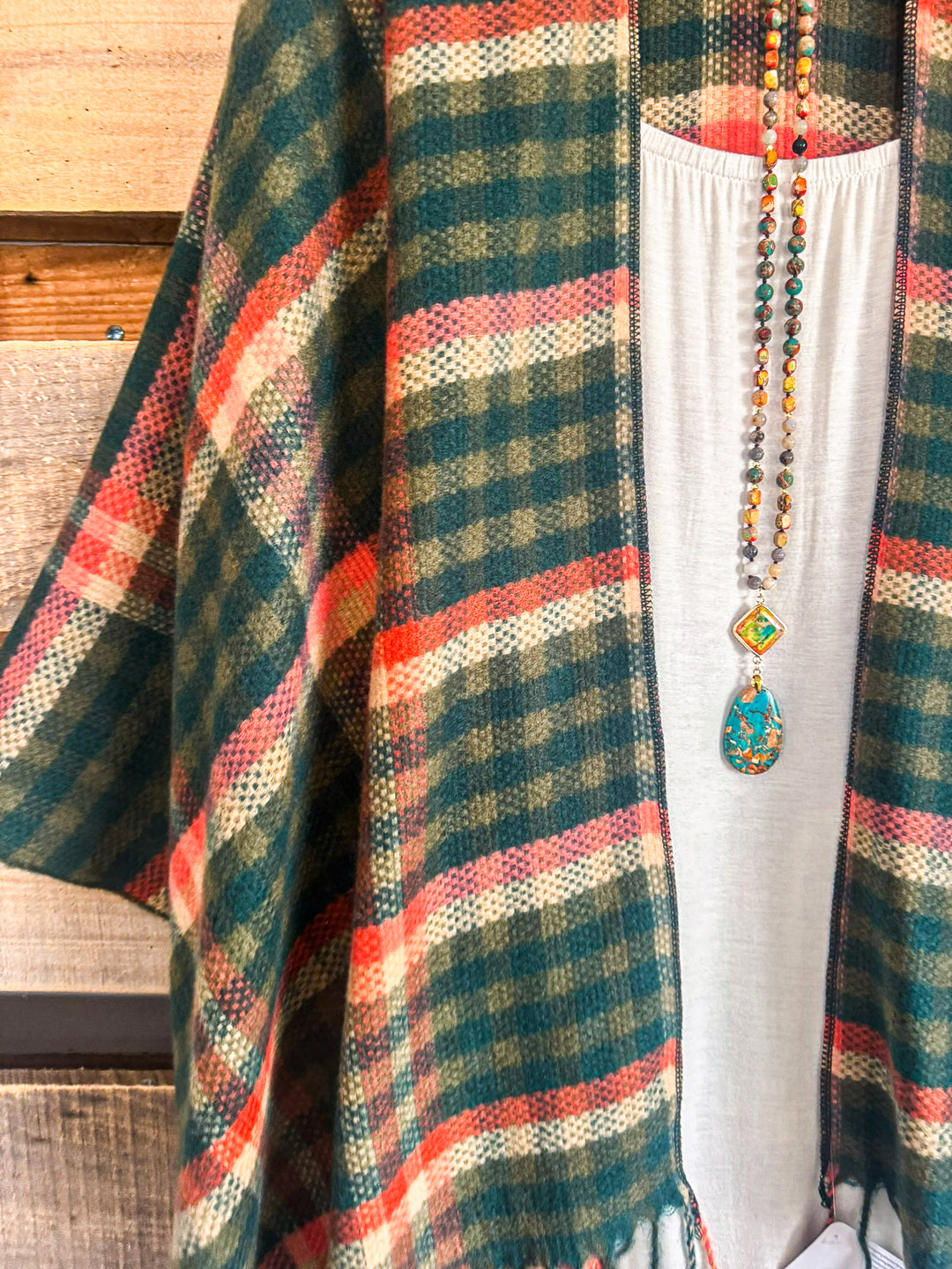Chasing Seasons Poncho - Green