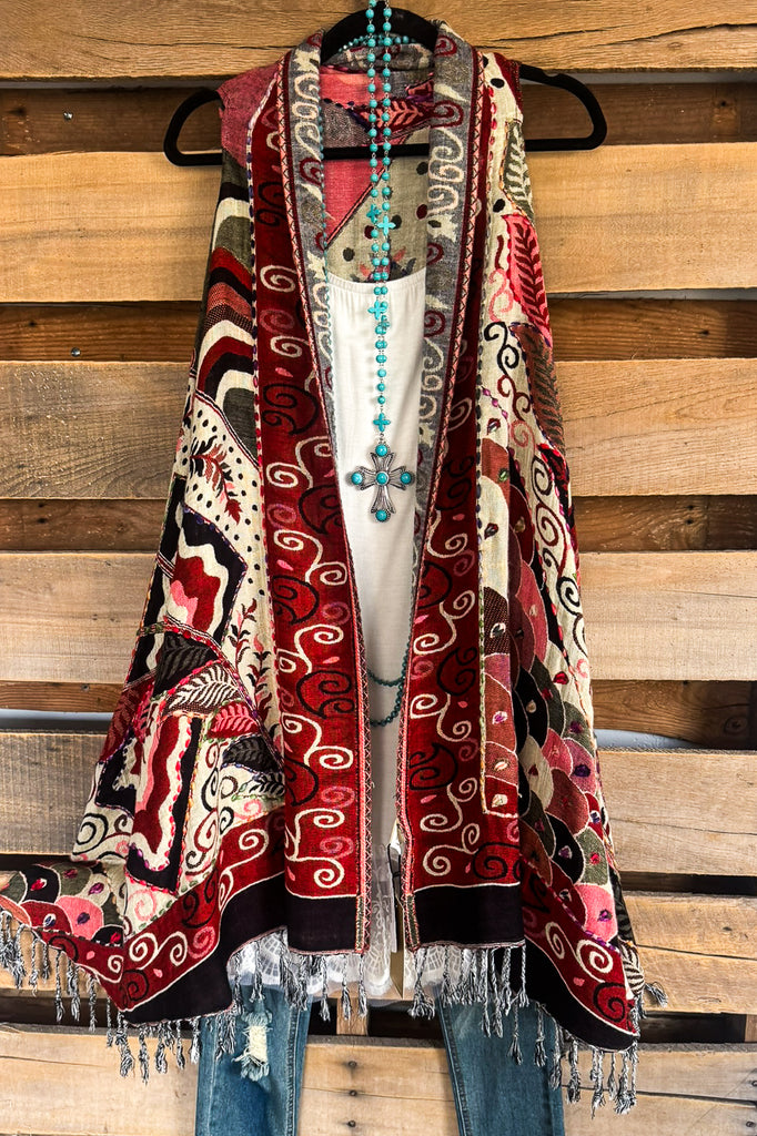 Burst Of Energy Thick Stitch Vest - Burgundy