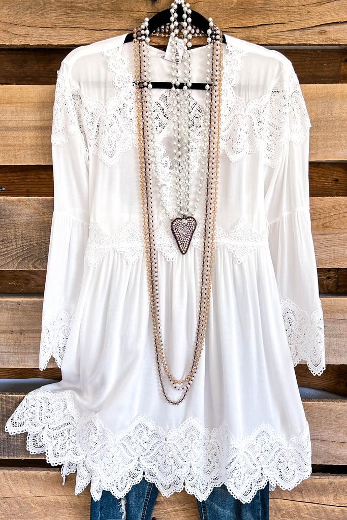 AHB EXCLUSIVE - The Most Beautiful Top -  Ivory