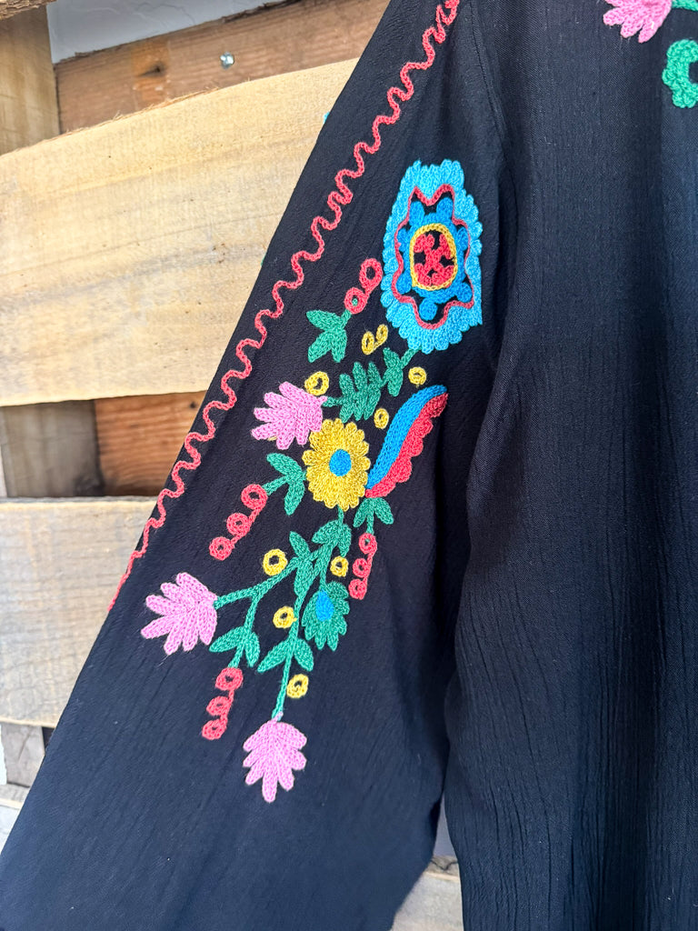 AHB EXCLUSIVE: Hard To Impress Tunic - Black