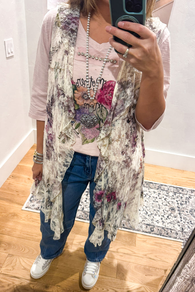 AHB EXCLUSIVE: Season Surprise Vest - Beige/Ch Floral