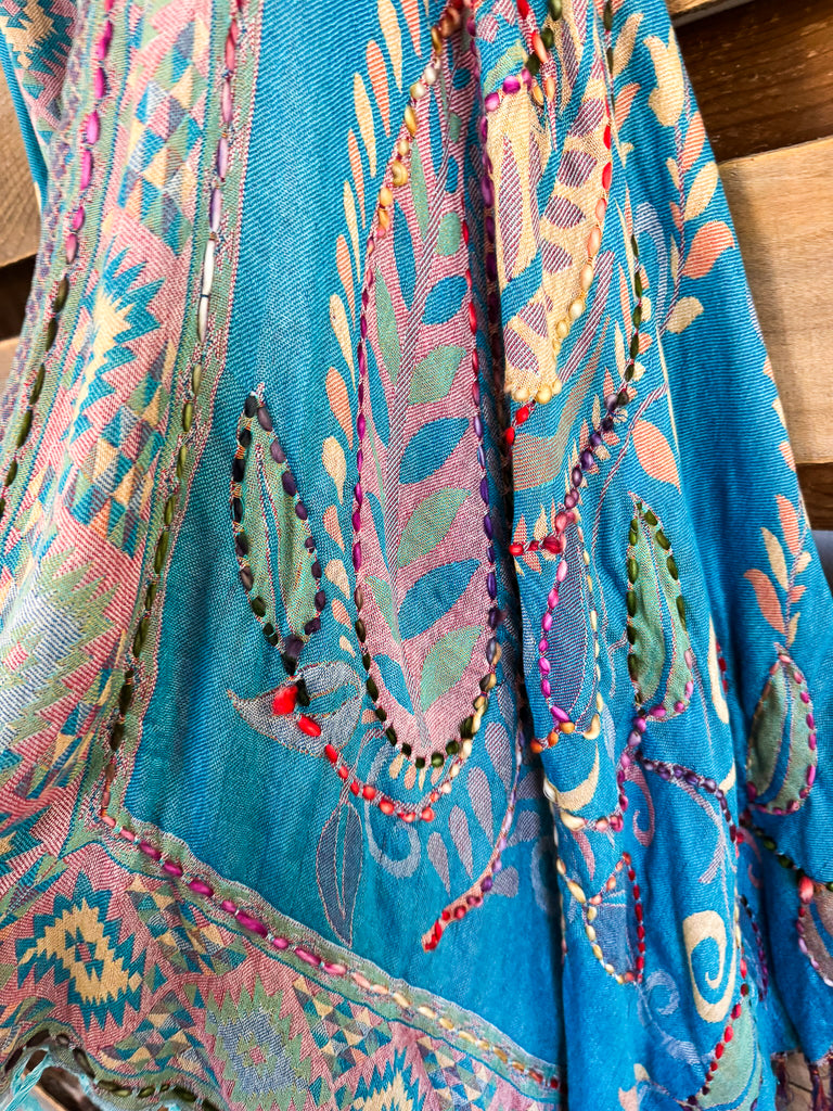 Playful Elegance Thick Stich Vest - Turquoise