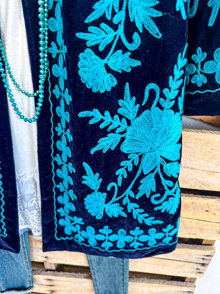 Blue Suede Embroidery Thoughts Velvet Jacket - Blue