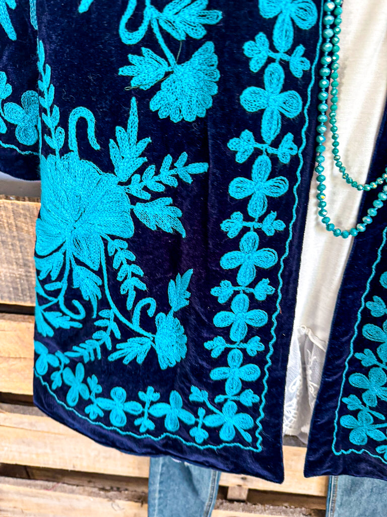 Blue Suede Embroidery Thoughts Velvet Jacket - Blue