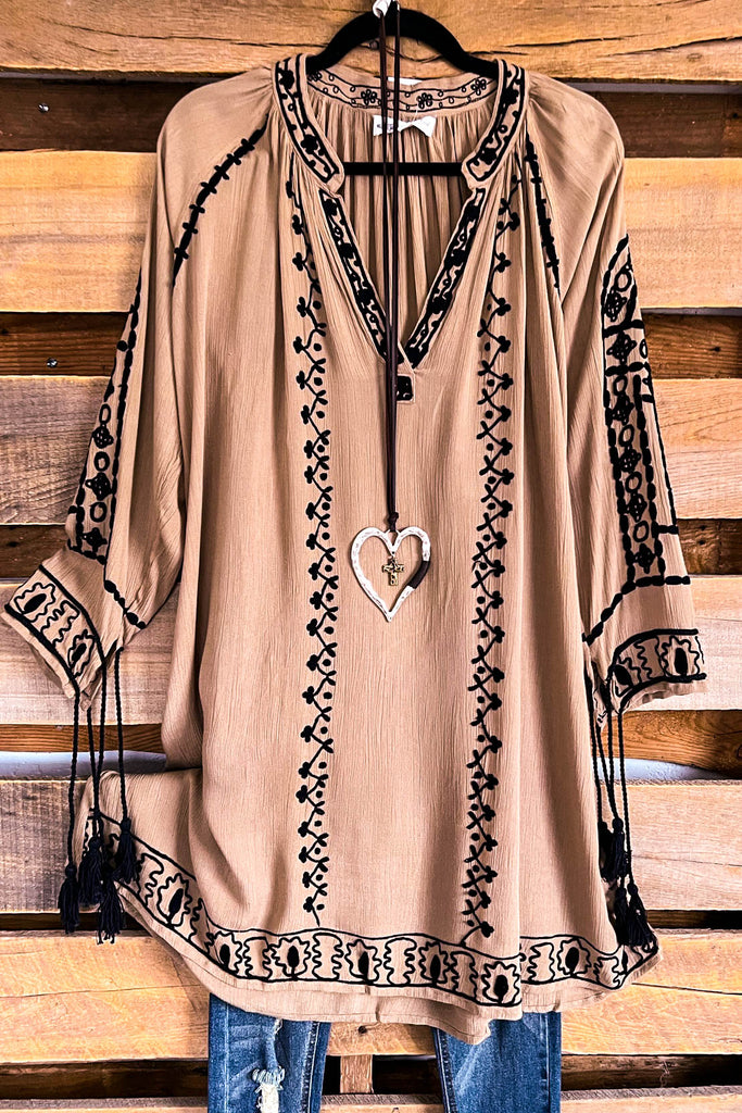 AHB EXCLUSIVE - All In The Details Dress - Mocha