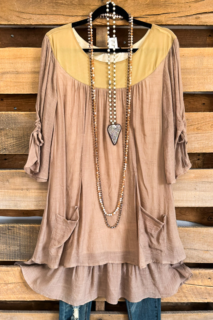 Chic By Nature Top - Mocha