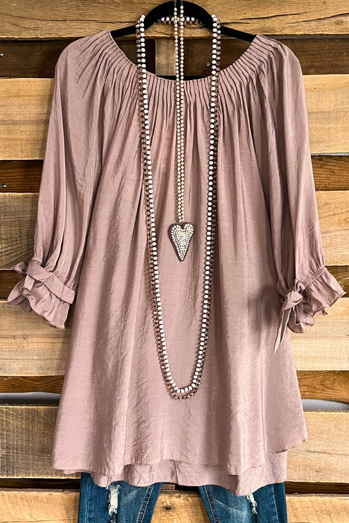 AHB EXCLUSIVE: Great Delight Blouse - Taupe