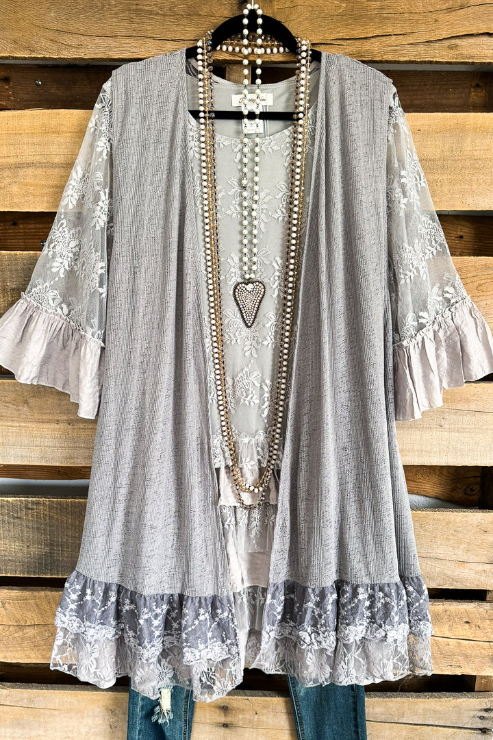 AHB EXCLUSIVE: Willow Delight Vest - Light Gray