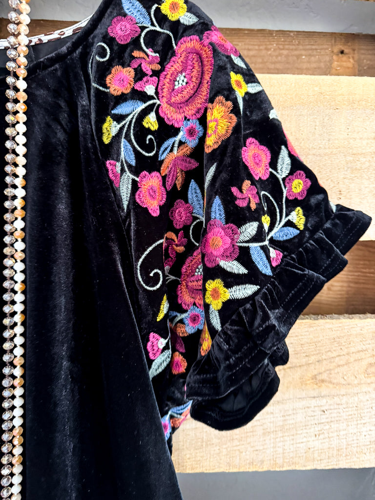 Through My Eyes Blouse -Black