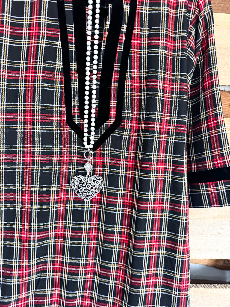 Seasons Greetings Dress - Black