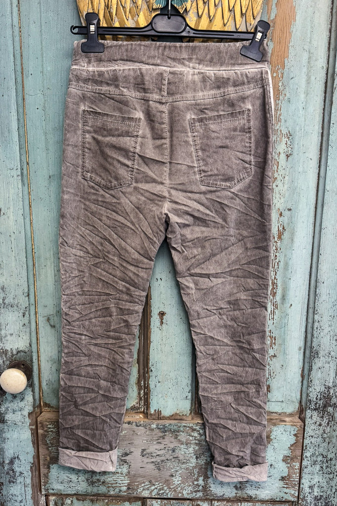 Made in Italy Scrunchy Ribbon Stretch Floral Jogger Pants – Ultra Comfortable - Chocolate (Size 4 to 24)