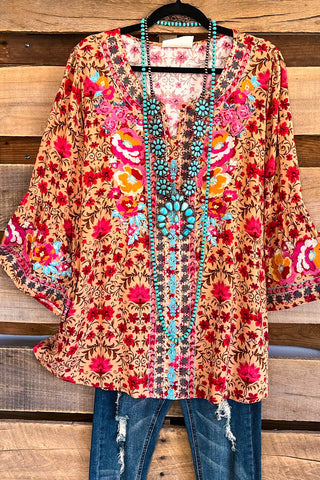 Hibiscus Cove Oversized Top - Red Mix