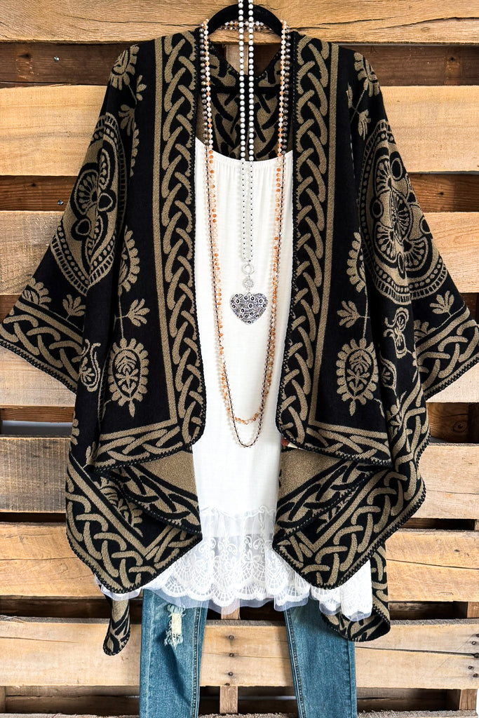 Gather Around Poncho - Black