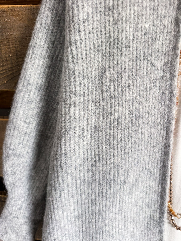 Mountain Moonlight Cardigan - Gray