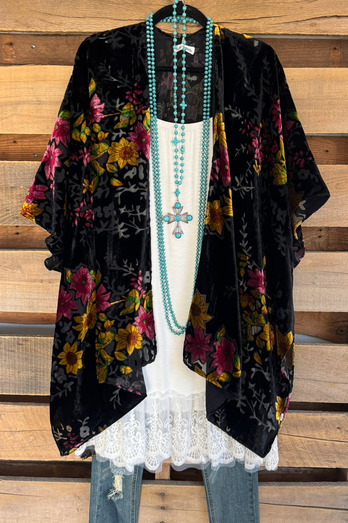 Just Enjoy It Burnout Velvet Kimono - Black