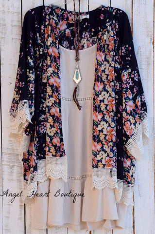 AHB EXCLUSIVE: Something Good Is Coming Kimono - Mint/Floral