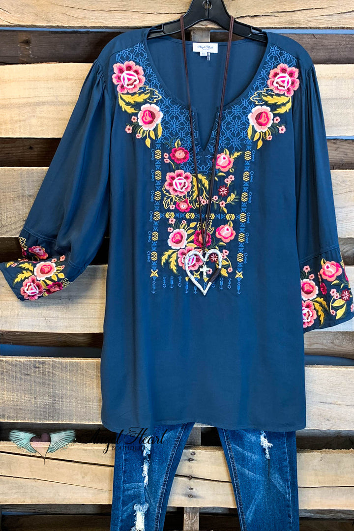 AHB EXCLUSIVE: The Way I Feel Top - Dk Charcoal