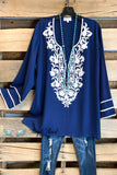 AHB EXCLUSIVE: Singing to My Soul Blouse - Navy - SALE