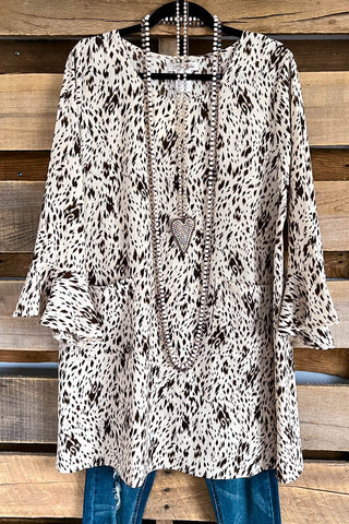 All In Love Tunic - Taupe/Pink